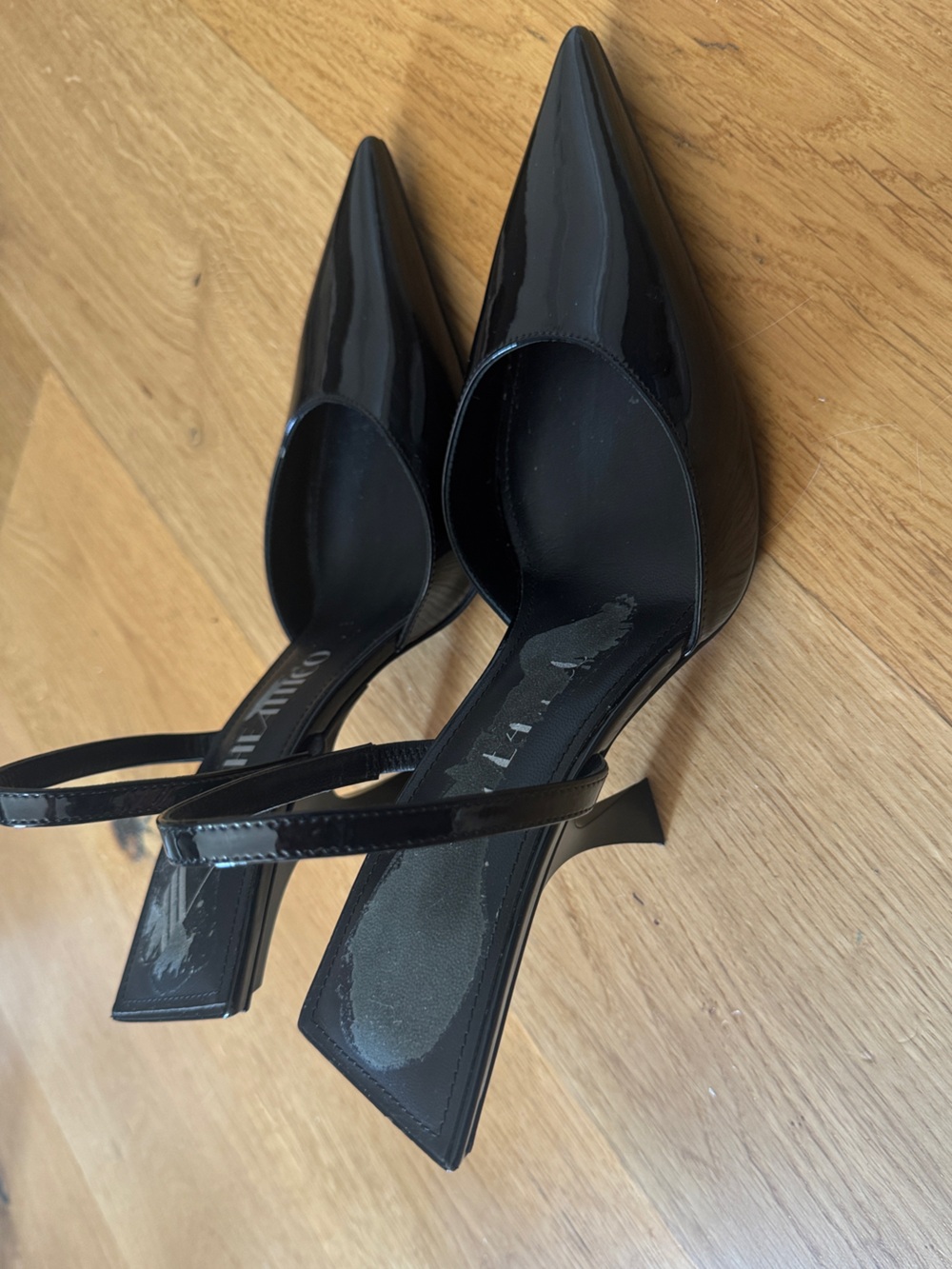 The Attico Black Patent Pointed-Toe Slingback Pump worn once 39.5 - Picture 10 of 12